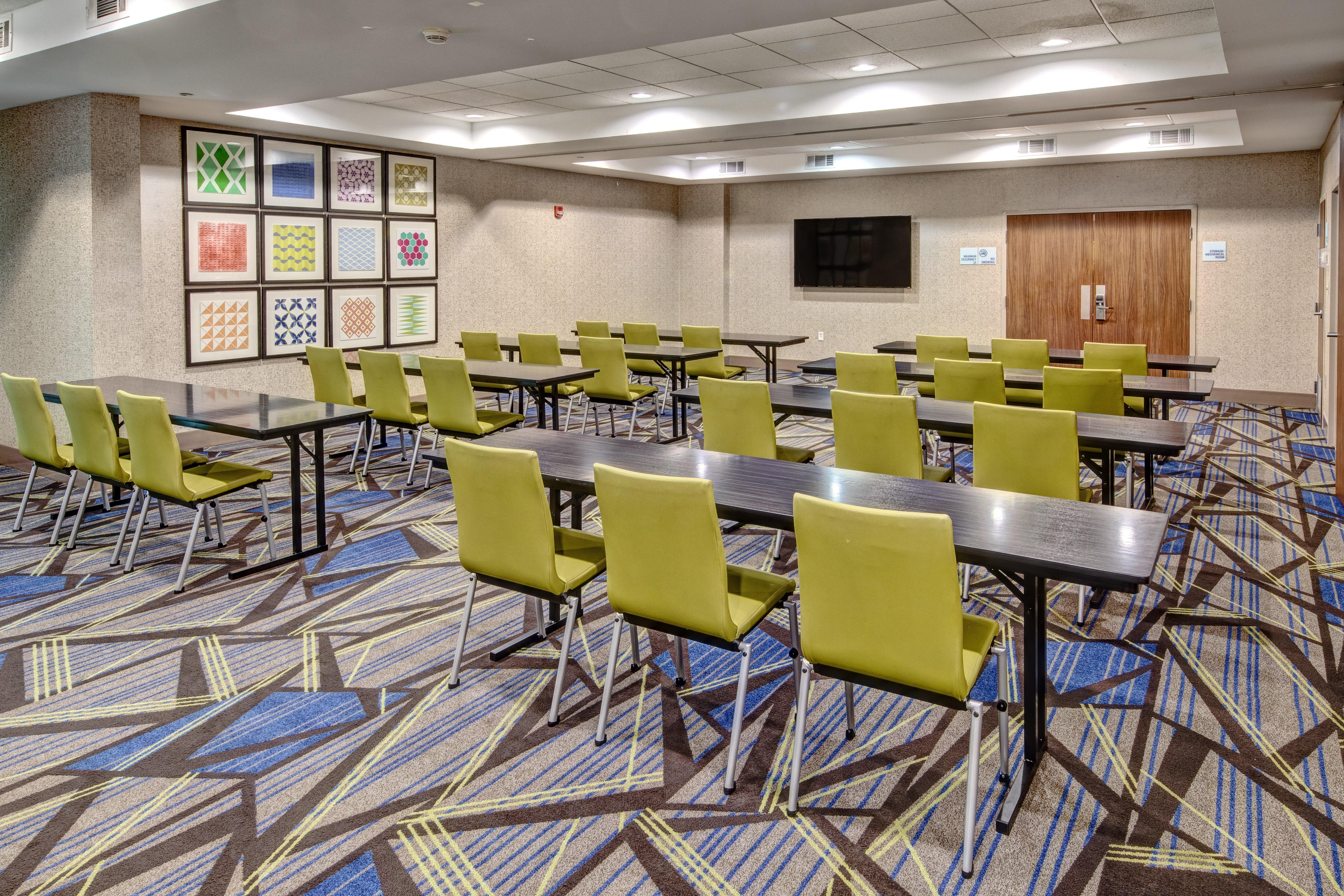 Holiday Inn Express Hotel & Suites Memphis Southwind By Ihg Germantown Exterior photo