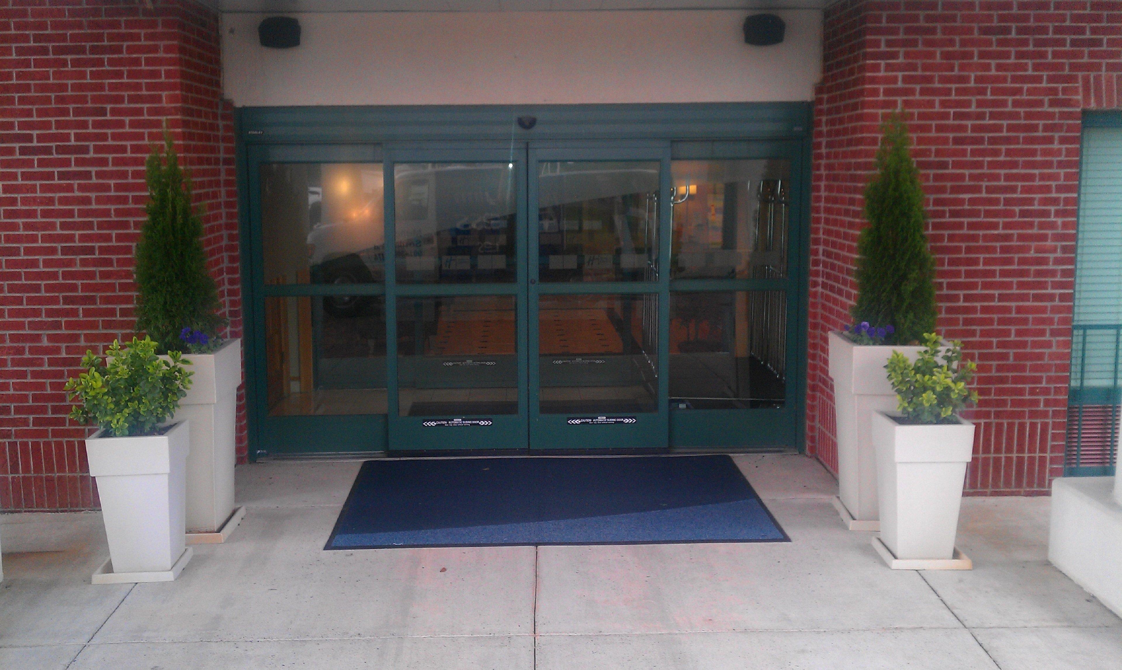 Holiday Inn Express Hotel & Suites Memphis Southwind By Ihg Germantown Exterior photo
